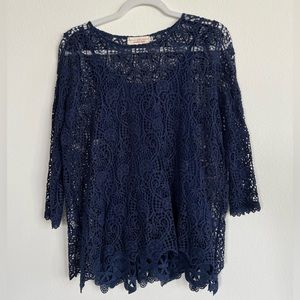 4 Love and Liberty - XS Navy Top with Lining Under